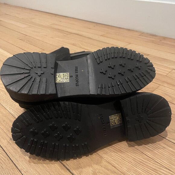 Free People Tristie Buckle Straps Knee High Boots Suede Lug Black Size 7 - Picture 4 of 5